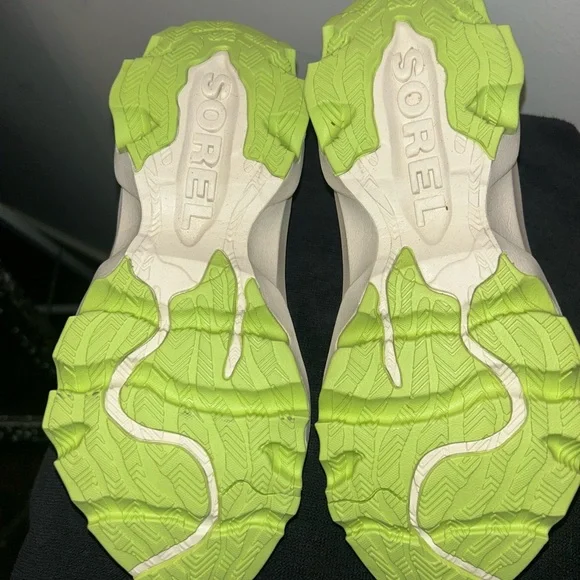 Sorel Women's Sneakers in Gray and Pink - Picture 6 of 7